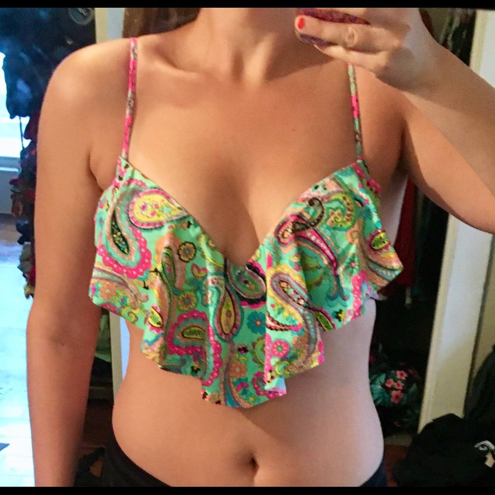Ruffle patterned push up swimsuit top